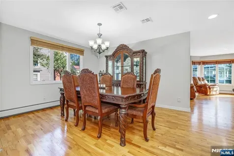 4 Maple Avenue Waldwick NJ 07463