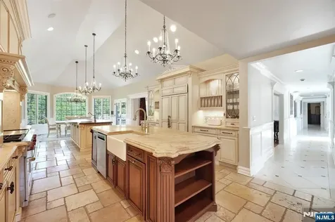 554 Hampton Hill Road Franklin Lakes NJ 07417