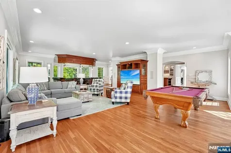 554 Hampton Hill Road Franklin Lakes NJ 07417