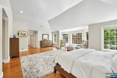 554 Hampton Hill Road Franklin Lakes NJ 07417