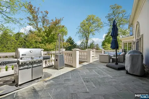 554 Hampton Hill Road Franklin Lakes NJ 07417