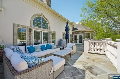 554 Hampton Hill Road Franklin Lakes NJ 07417