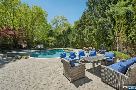 554 Hampton Hill Road Franklin Lakes NJ 07417