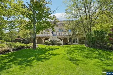 554 Hampton Hill Road Franklin Lakes NJ 07417