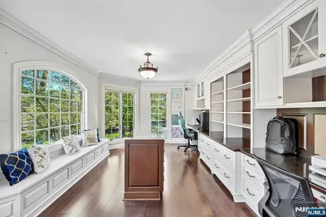 554 Hampton Hill Road Franklin Lakes NJ 07417