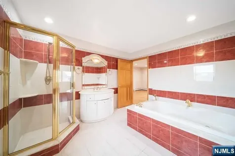 2 Millo Place Little Ferry NJ 07643