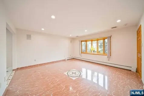 2 Millo Place Little Ferry NJ 07643