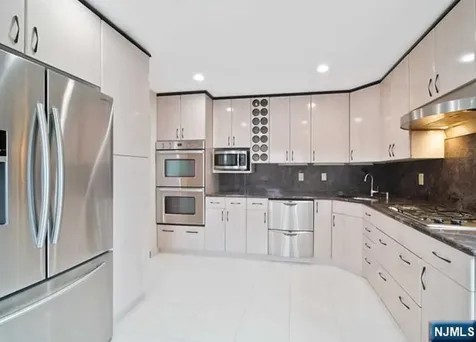 2 Millo Place Little Ferry NJ 07643