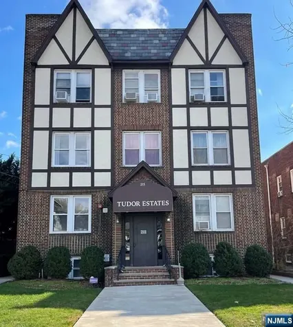 215 Orient Way Rutherford NJ 07070