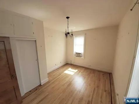 215 Orient Way Rutherford NJ 07070