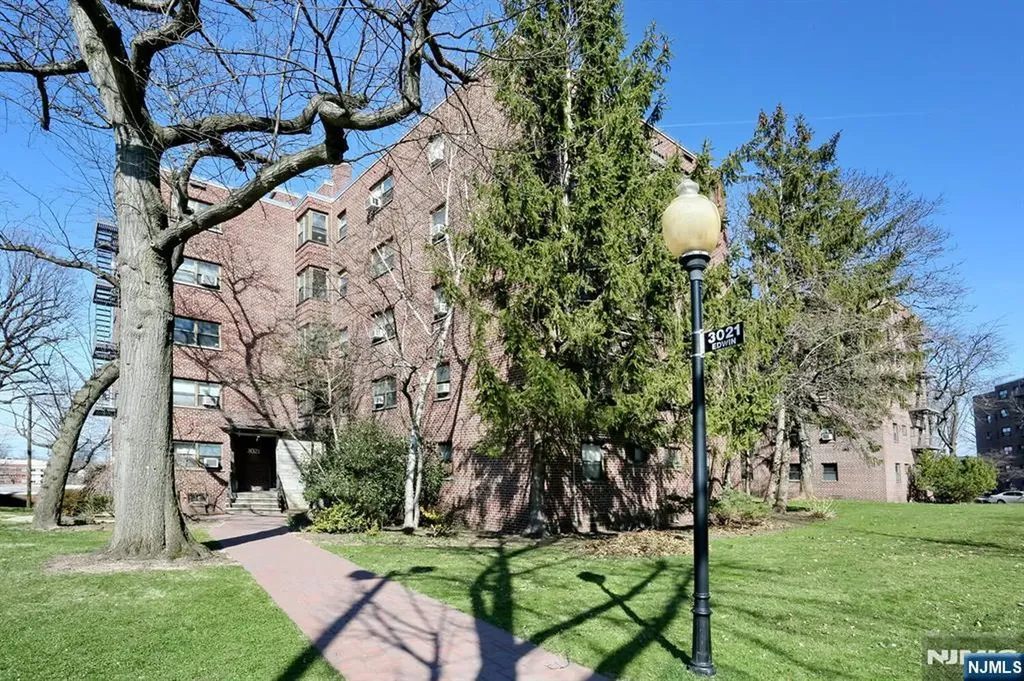 3021 Edwin Avenue Fort Lee NJ 07024