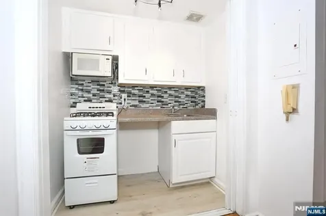 3021 Edwin Avenue Fort Lee NJ 07024