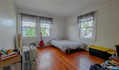 383 Park Avenue Rutherford NJ 07070