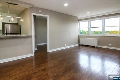 39 39th Street Paterson NJ 07514