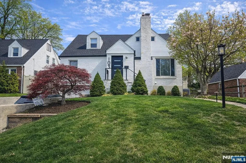 103 E Cedar Lane Teaneck NJ 07666