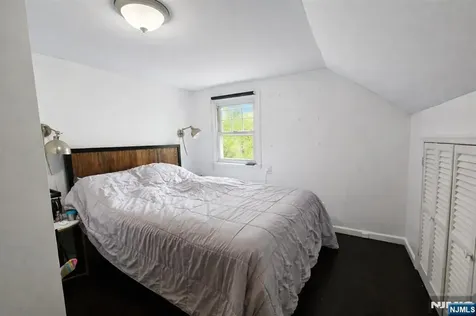 103 E Cedar Lane Teaneck NJ 07666