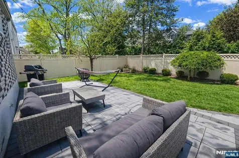 103 E Cedar Lane Teaneck NJ 07666