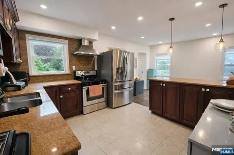 103 E Cedar Lane Teaneck NJ 07666