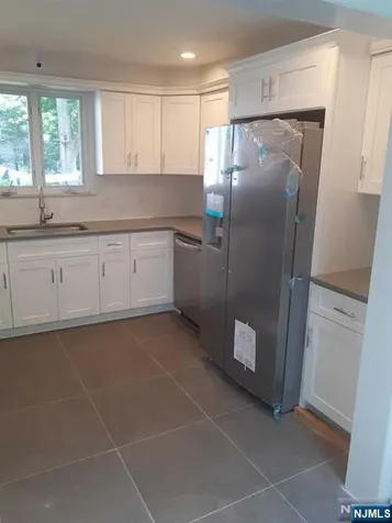 96 Columbus Drive Tenafly NJ 07670