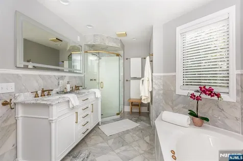 190 Ridgewood Avenue Glen Ridge NJ 07028