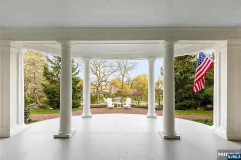 190 Ridgewood Avenue Glen Ridge NJ 07028