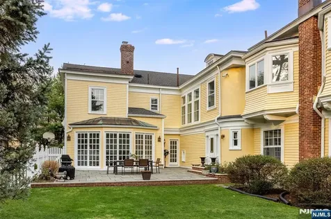 190 Ridgewood Avenue Glen Ridge NJ 07028