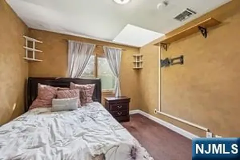 22 John Circle Norwood NJ 07648