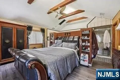 22 John Circle Norwood NJ 07648
