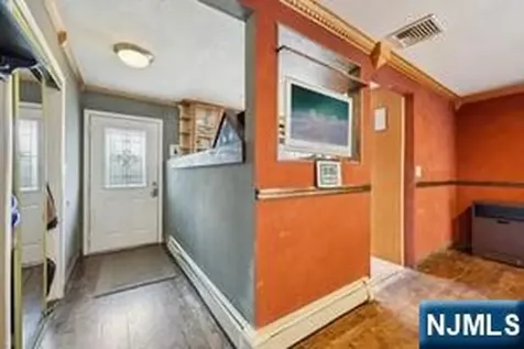 22 John Circle Norwood NJ 07648