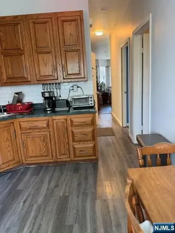 557 Hudson Avenue Weehawken NJ 07086