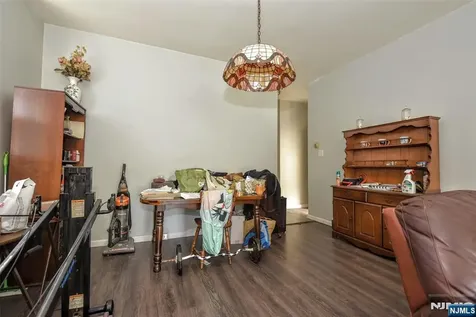 557 Hudson Avenue Weehawken NJ 07086