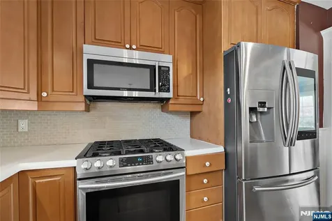 334 Pine Street Pompton Lakes NJ 07442