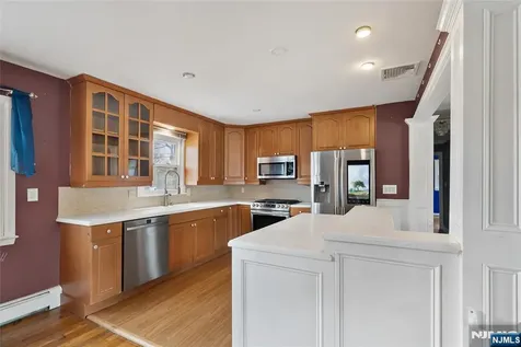334 Pine Street Pompton Lakes NJ 07442