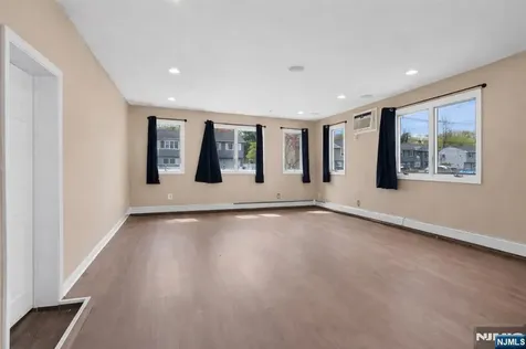 334 Pine Street Pompton Lakes NJ 07442