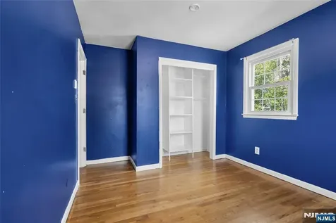 334 Pine Street Pompton Lakes NJ 07442