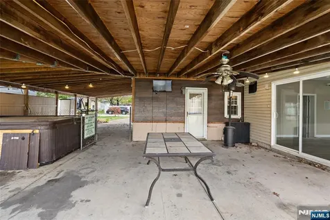 334 Pine Street Pompton Lakes NJ 07442