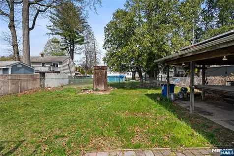 334 Pine Street Pompton Lakes NJ 07442