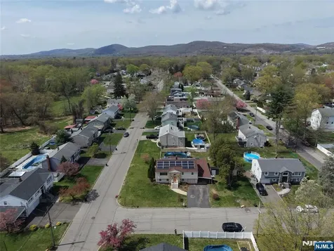 334 Pine Street Pompton Lakes NJ 07442