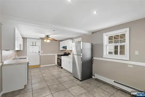 334 Pine Street Pompton Lakes NJ 07442