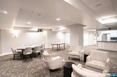 2200 N Central Road Fort Lee NJ 07024