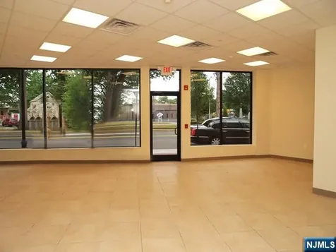 683 Main Hackensack NJ 07601