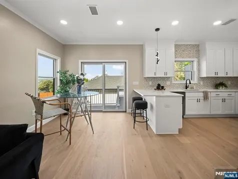 432 Jefferson Street Carlstadt NJ 07072