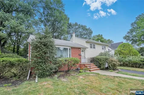 270 Glen Avenue Dumont NJ 07628