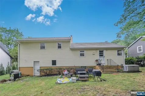 270 Glen Avenue Dumont NJ 07628