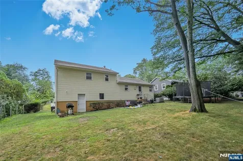 270 Glen Avenue Dumont NJ 07628