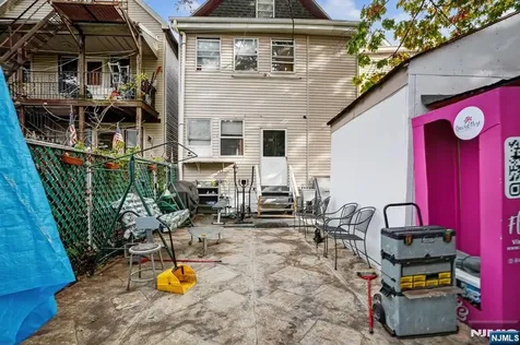 1110 Hampton Place Elizabeth NJ 07201
