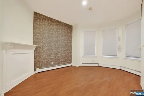 1110 Hampton Place Elizabeth NJ 07201