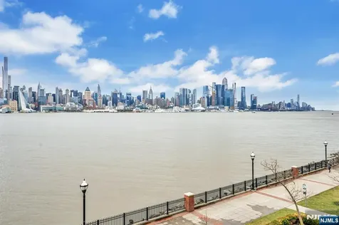 26 Ave At Port Imperial West New York NJ 07093