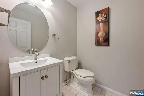 702 Holly Court Norwood NJ 07648