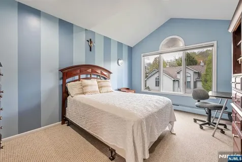 702 Holly Court Norwood NJ 07648